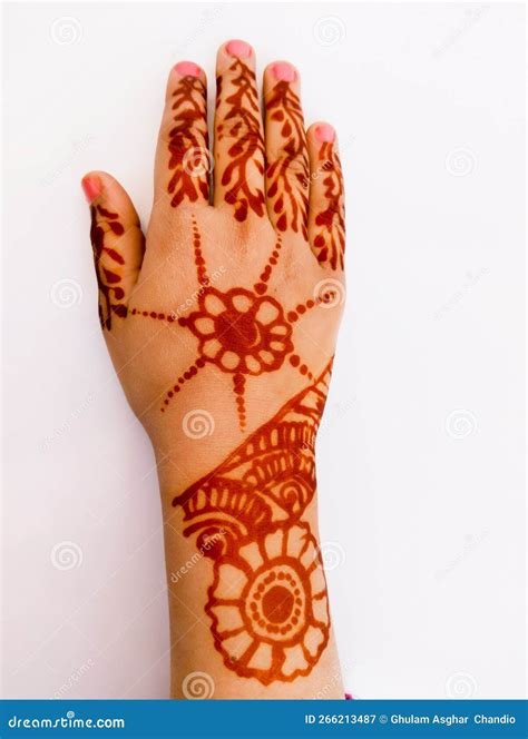 3_Henna Tattoo Mehndi Design Tattoos Stencils Prints on a Girl Female