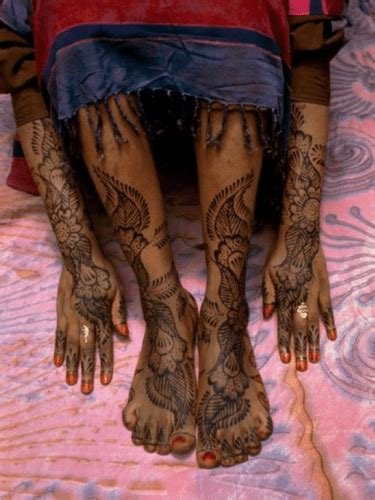 11_17 Beautiful African Mehndi Henna Designs  SheClickcom
