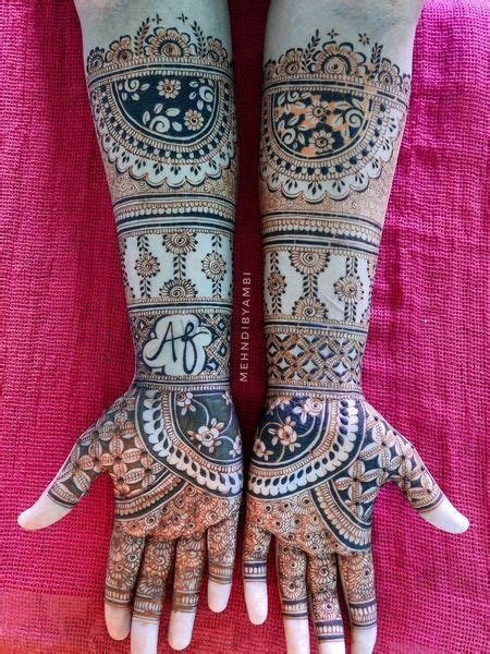 13_27 Beautiful Mehndi Design Images 2020  SheIdeas