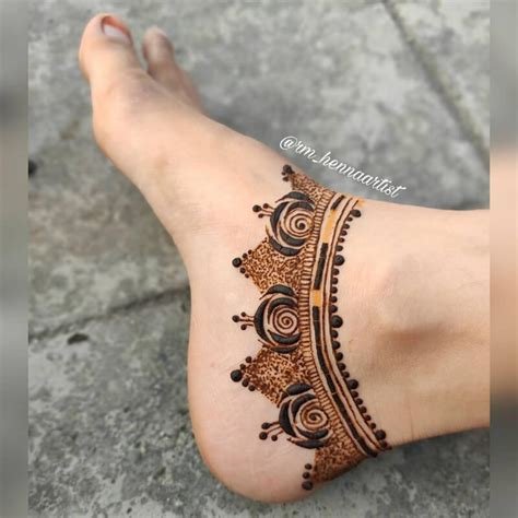 10_Top 111 Evergreen And Simple Mehndi Designs For Legs  Foot
