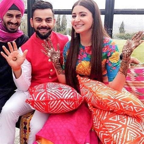 3_Mehendi Hai Rachne Wali Take Mehendi Design Cues From Anushka Sharma