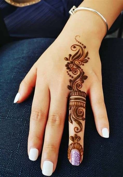 8_20 Simple Arabic Mehndi Designs For Girls In 2020