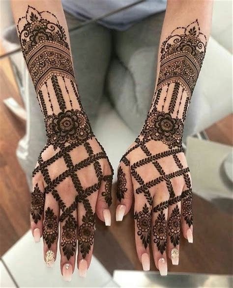 13_50 Simple Arabic  Bridal Mehndi Designs 20222023 2023
