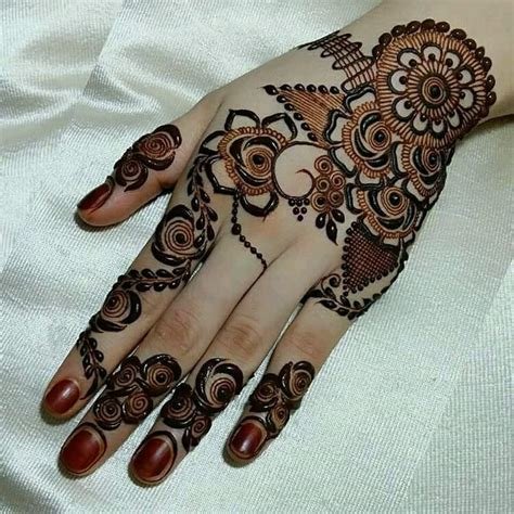 9_15 Stylish Mehndi Designs For Navratri  Durga Puja  Buy lehenga