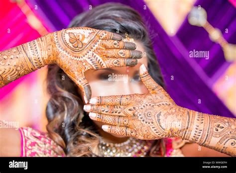 6_Share 74 earring design mehndi latest  seveneduvn