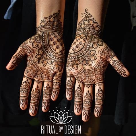 6_30 Simple Back Hand Mehndi Designs for Various Occasions