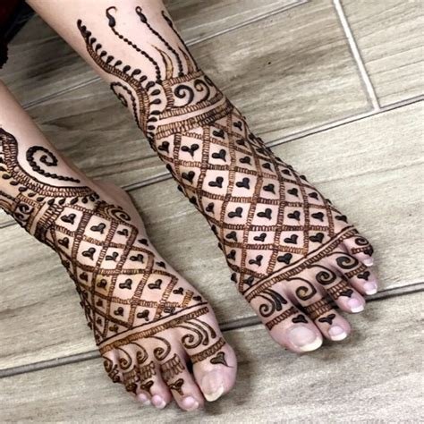 9_Top 20 Latest Bracelet Style Mehndi Designs To Inspire You