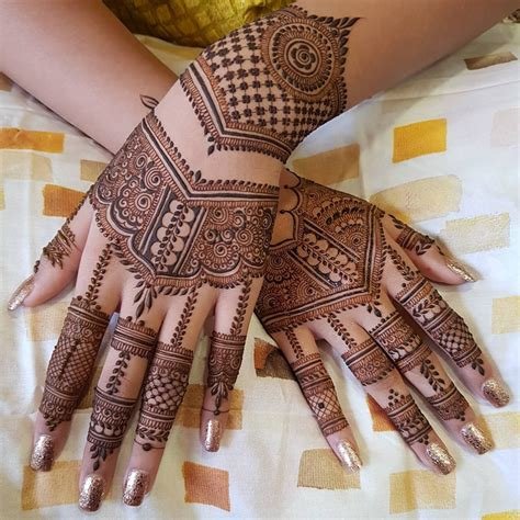 15_Bridal Mehndi Designs Simple 10