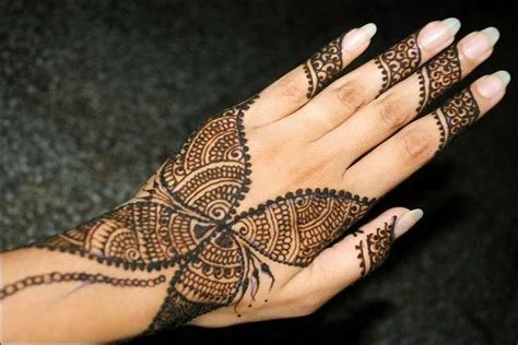 11_20 Stunning Butterfly Mehndi Designs 2018  Folder