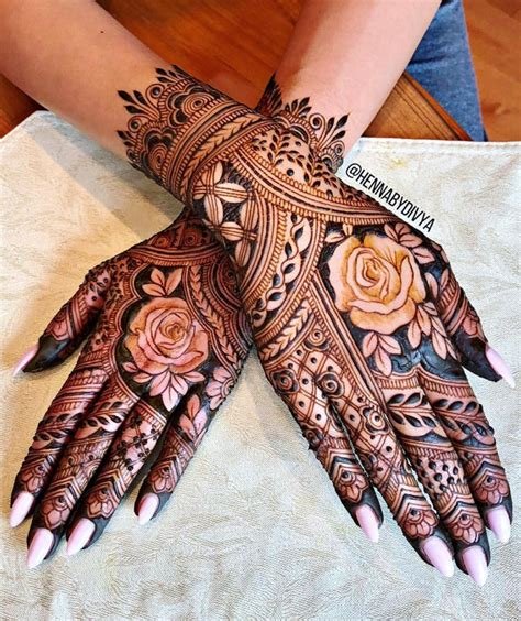 13_15 Stunning DulhaDulhan Mehndi Designs If You Love Intricate Motifs