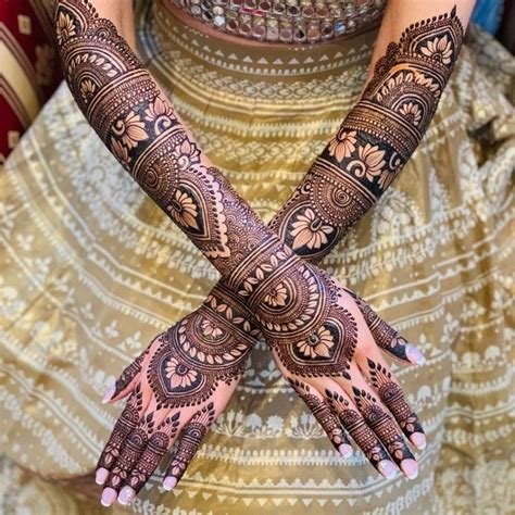 8_6 Latest Simple Mehndi Designs For The Minimalist Brides This Summer