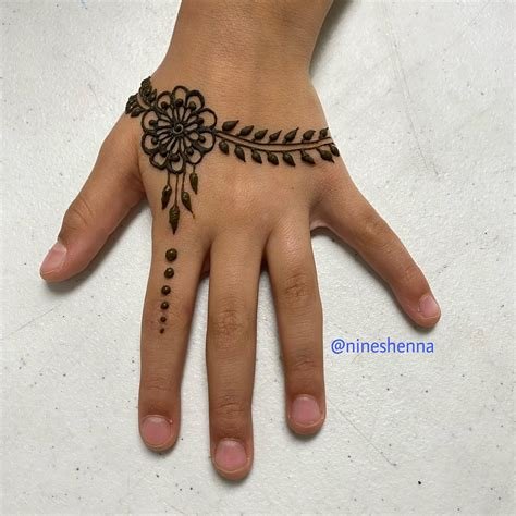 15_15 Unique Mehendi Designs For Kids Hands Check Out Now  WedMePlz