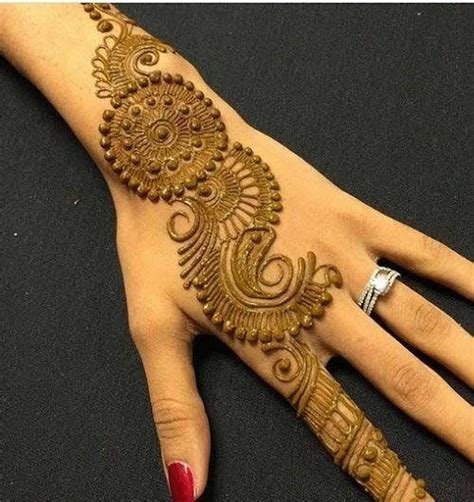 8_35 Latest Eid Mehndi Designs To Try This Festive Season  ShaadiWish