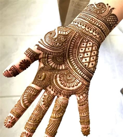 4_51 Karwa Chauth Mehndi Designs For Newlywed Brides