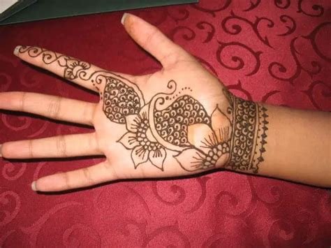 7_Mehndi Designs for Front Hand in Arabic Style  K4 Fashion