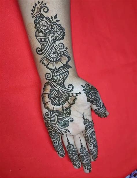 8_5 Shaded Mehndi Design Ideas to Add Visual Depth to Your Mehndi Look