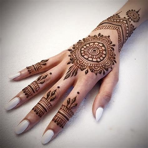 7_Simple Arabic Mehndi Designs for Left Hand  K4 Fashion