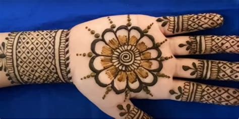 12_Easy Mehndi Designs Step By Step