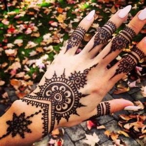 9_50 Spectacular Arabic Mehndi Designs Youll Love  Random Talks