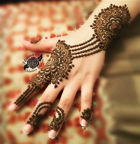 7_Pakistani  Indian Eid Mehndi Designs Collection 28  StylesGapcom