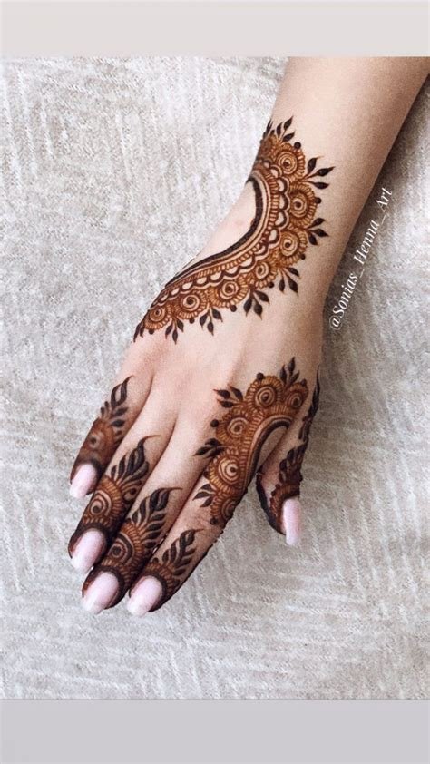 1_Best Eid Ul Adha Mehndi Designs 2024 for Womens