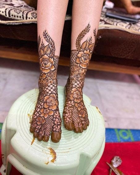 6_Bridal Mehndi Designs  9 Most Adorable Mehndi Design To Try