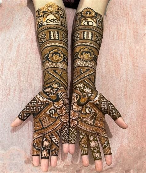 12_Best Engagement Mehndi Designs  for Birdes  Images in 2020