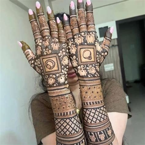 1_30 Simple Engagement Mehndi Design Ideas for a Beautiful Bride