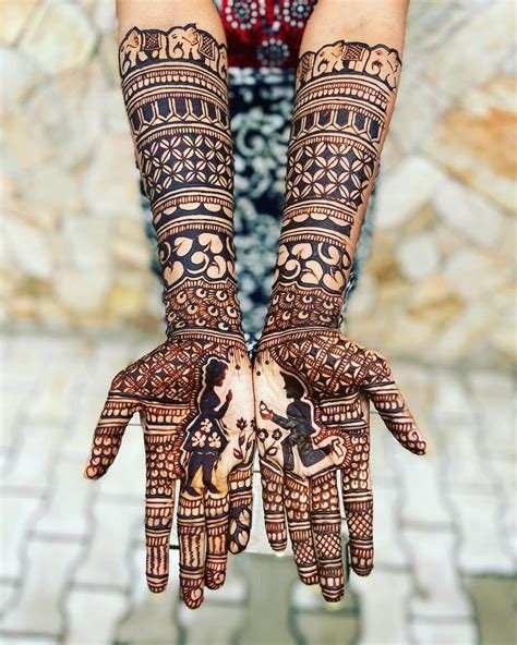 8_Top 31 Dainty Engagement Mehndi Designs For Bride  FinetoShine