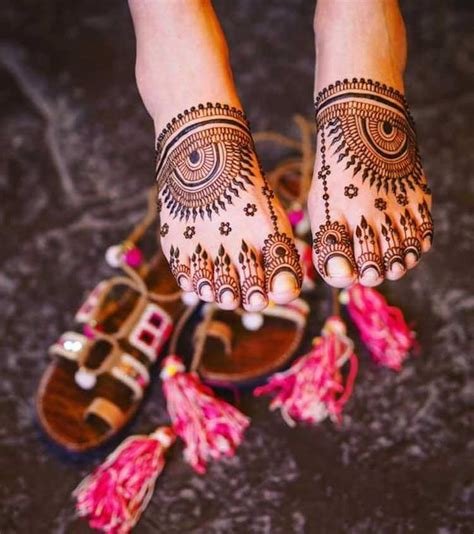 7_100 Simple Mehndi Designs For Foot  WeddingMarker