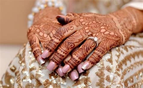 4_65 Festive Mehndi Designs  Celebrate Life and Love With Henna Tattoos