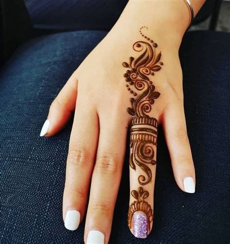 13_26 Stunning Finger Mehndi Designs Trending In 2021