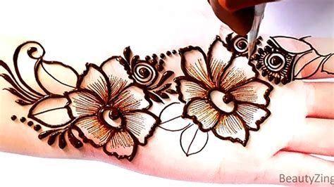 8_Prettiest Floral Mehendi Designs For The Trendsetter Brides  ShaadiWish