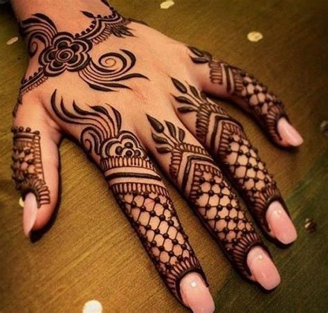 11_Top 50 Bridal Mehndi Designs You Should Try in 2019