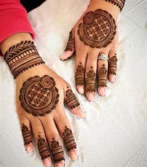 11_Minimalistic Mandala Mehendi Designs For Intimate Weddings