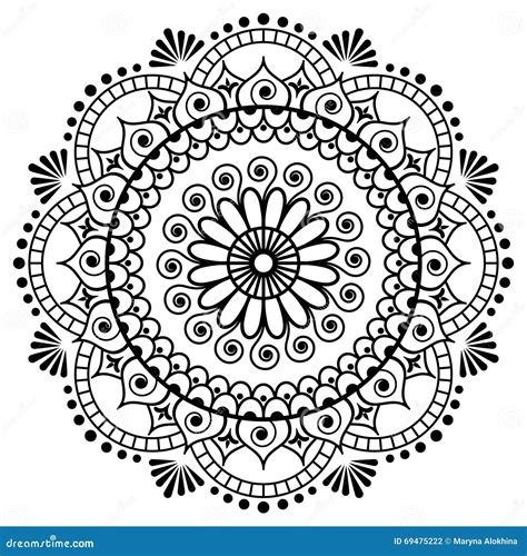 9_Minimalistic Mandala Mehendi Designs For Intimate Weddings