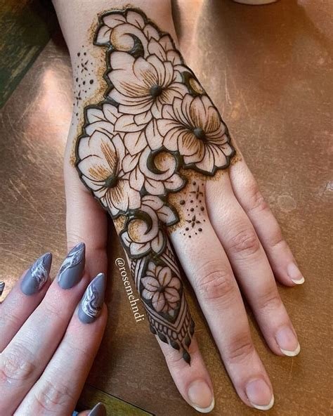 8_Rose Flower Mehndi Design For Back and Front Hand Wow Rose Mehndi