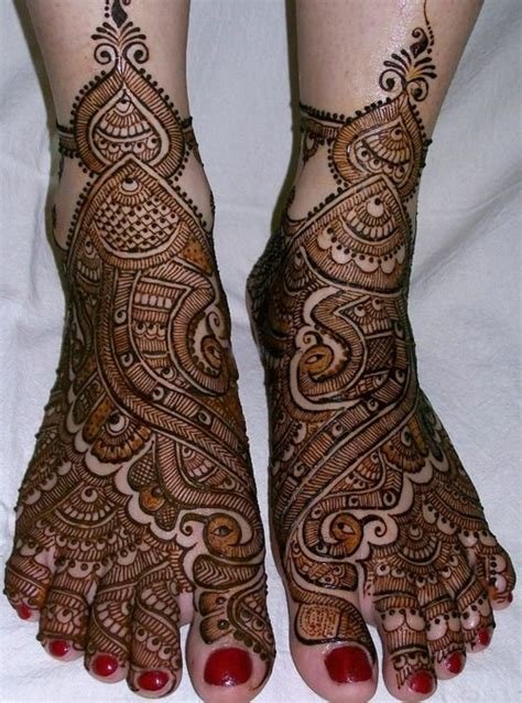 14_30 Inspiration worthy Bridal Foot Mehndi Designs for 2023 Brides