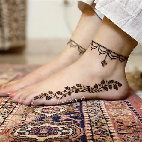 12_24 Simple Mehndi Designs for Feet That Will Mesmerise All Indian Brides