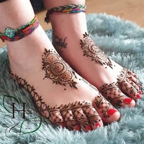 11_21 Simple Foot Mehndi Design That Are Perfect For BridesToBe