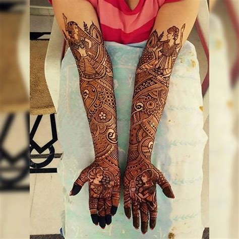 1_Admirable Forearm Bridal Mehndi Designs Forearm Bridal Mehndi Designs