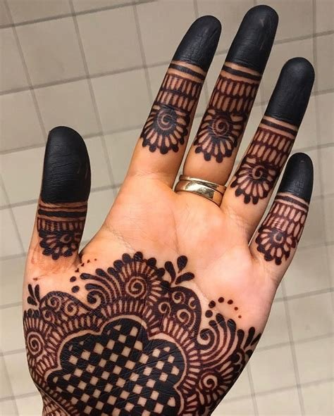 10_30 Stylish and Elegant Finger Mehndi Designs  Tikli
