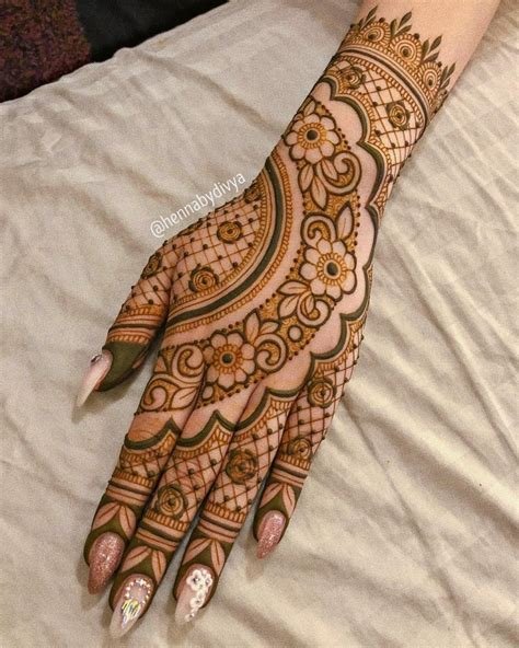 11_70 Simple Mehndi Designs For Hands  Body Art Guru