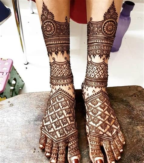 12_Full Bridal Mehndi Designs For Legs