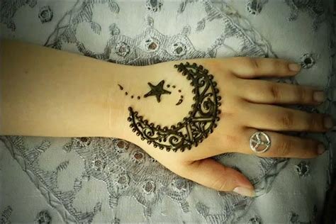 7_30 Beautiful Bombay Style Mehndi Designs for Ladies  SheIdeas