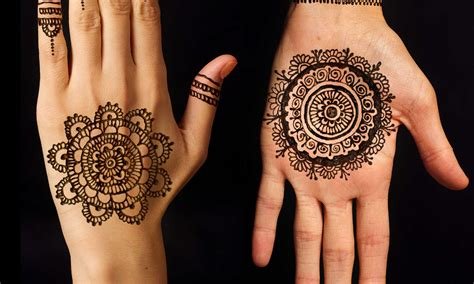 3_Palm Henna 15 Simple and Easy Indian Full Palm Mehndi Designs 2021