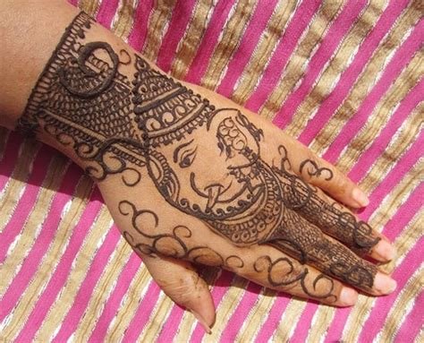 1_Ganesh Mehndi Design For Ganesh Chaturthi