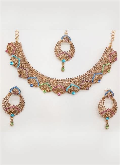 2_Shop Online Gold Mehndi Jewellery Set  141773