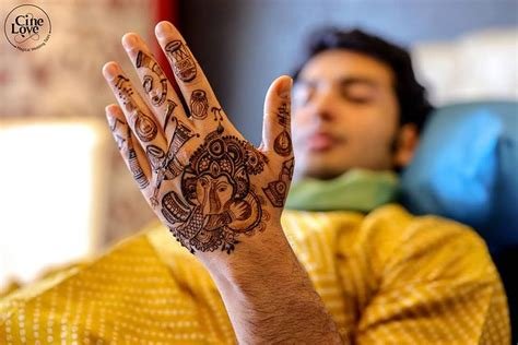 8_Latest Groom Mehndi Design That You Should Try In Your Wedding