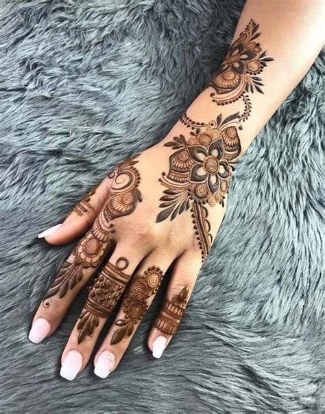 3_Heavy Floral Gulf Style Mehndi  Unique Arabic Mehndi Designs  Mehndi